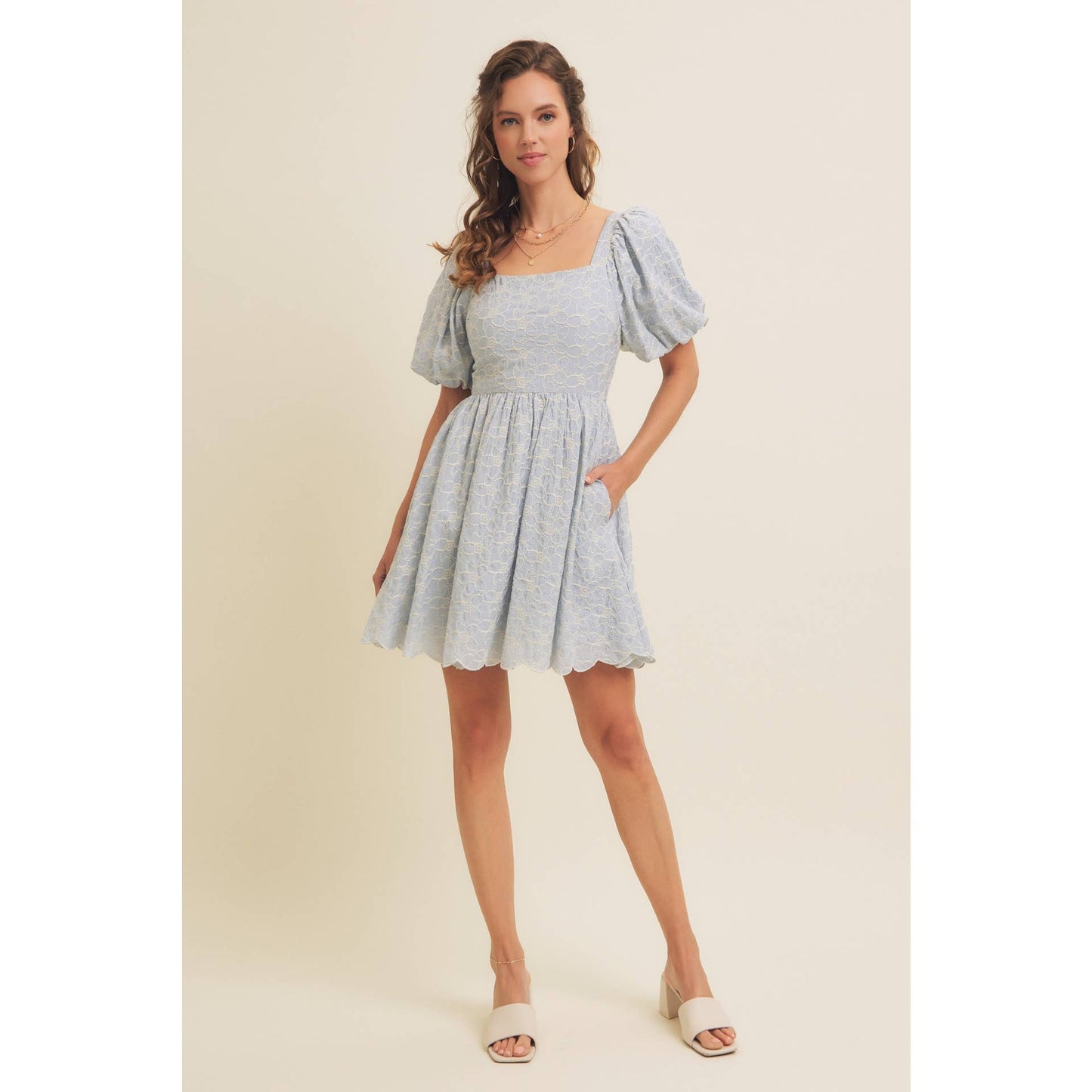 FLORAL EMBROIDERY BUBBLE SLEEVED MINI DRESS