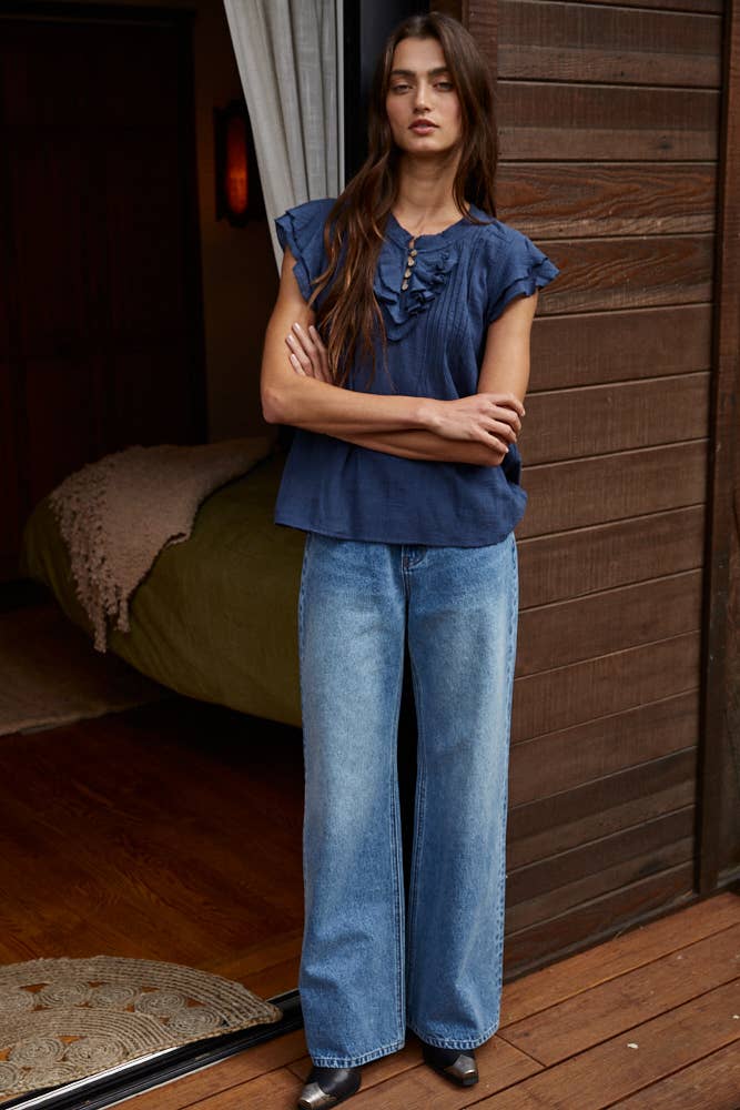 The Lila Linen Top
