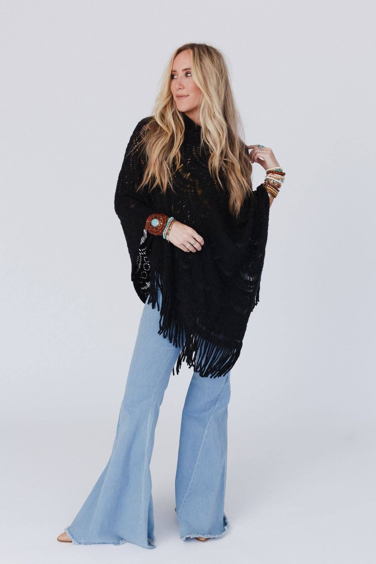 Sea Beyond Lace Poncho - Black