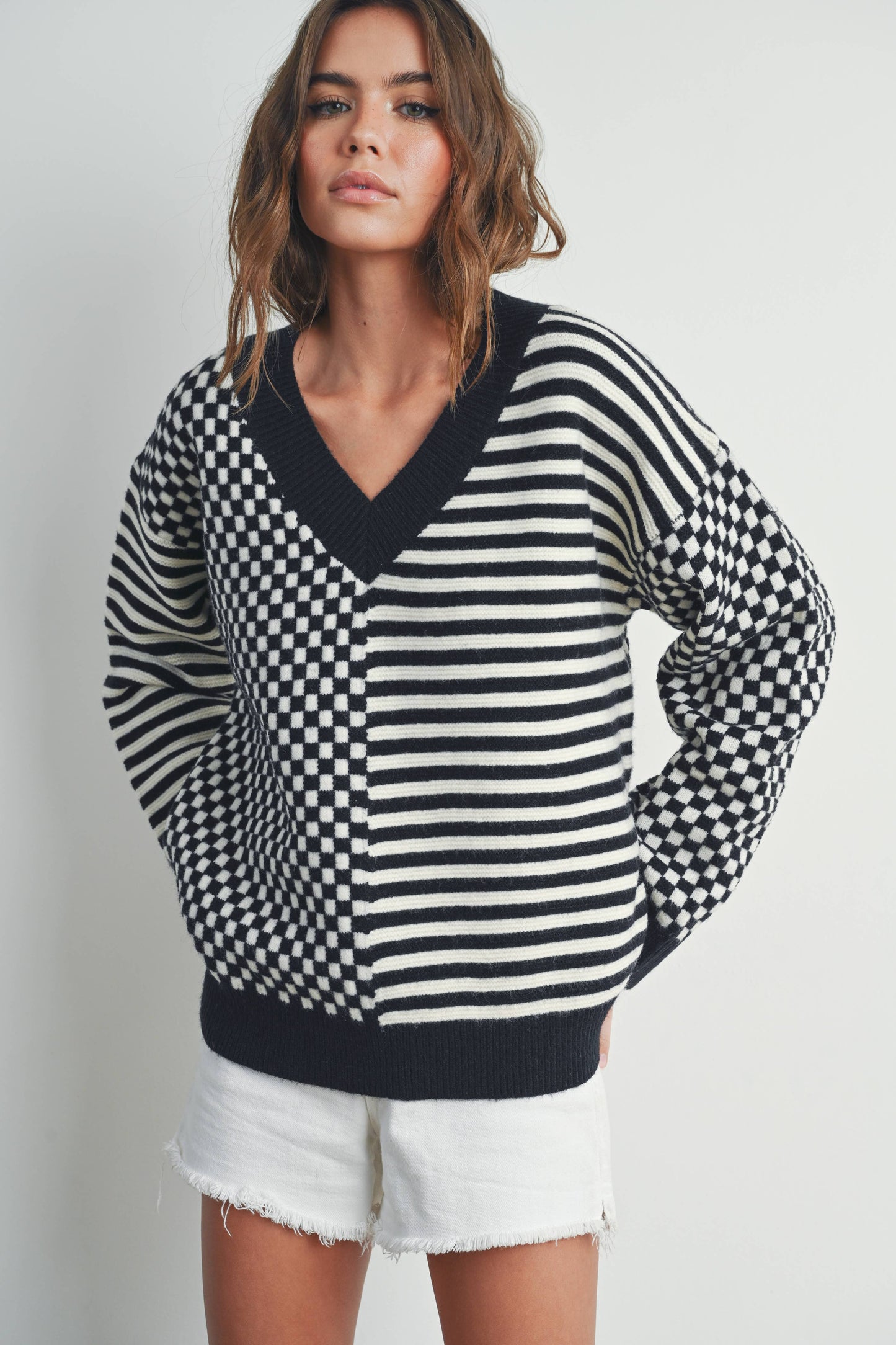 FRENCHY CHECKER SWEATER